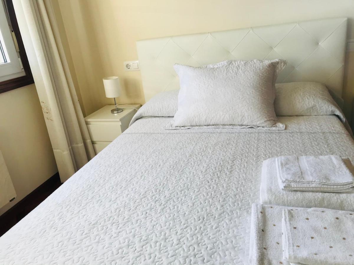 Apartamento Acogedor Con Vistas En Santa Cristina Apartment Perillo Bagian luar foto