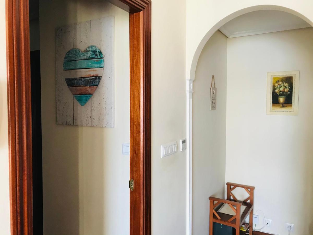Apartamento Acogedor Con Vistas En Santa Cristina Apartment Perillo Bagian luar foto